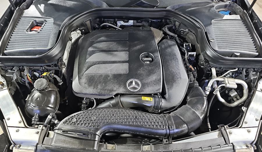 Mercedes Benz Clase Glc 2.0 GLC 300 COMFORT AUTO 4MATIC Suv 2022