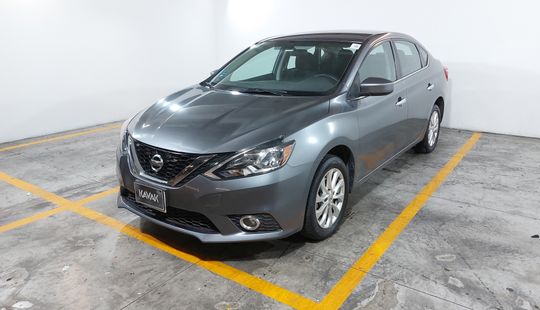 Nissan • Sentra