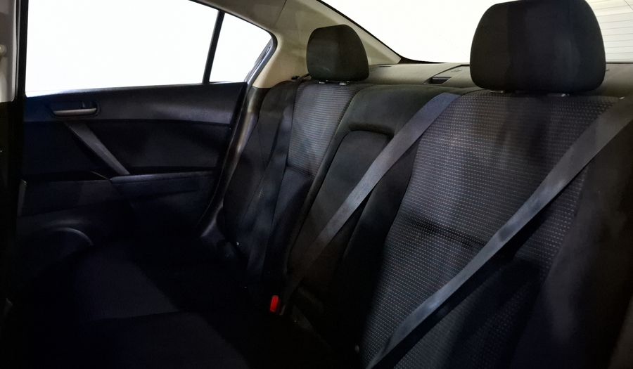 Mazda 3 2.0 SEDAN I TOURING TM Sedan 2013