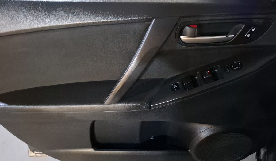 Mazda 3 2.0 SEDAN I TOURING TM Sedan 2013