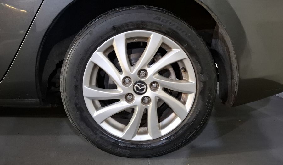 Mazda 3 2.0 SEDAN I TOURING TM Sedan 2013