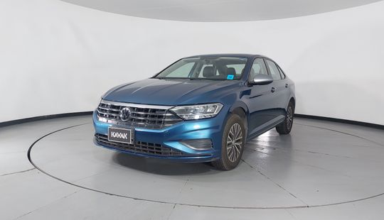 Volkswagen • Jetta