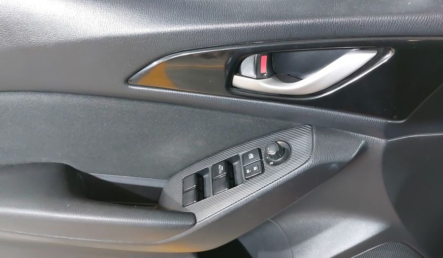 Mazda 3 2.0 HATCHBACK I TOURING TM Hatchback 2015