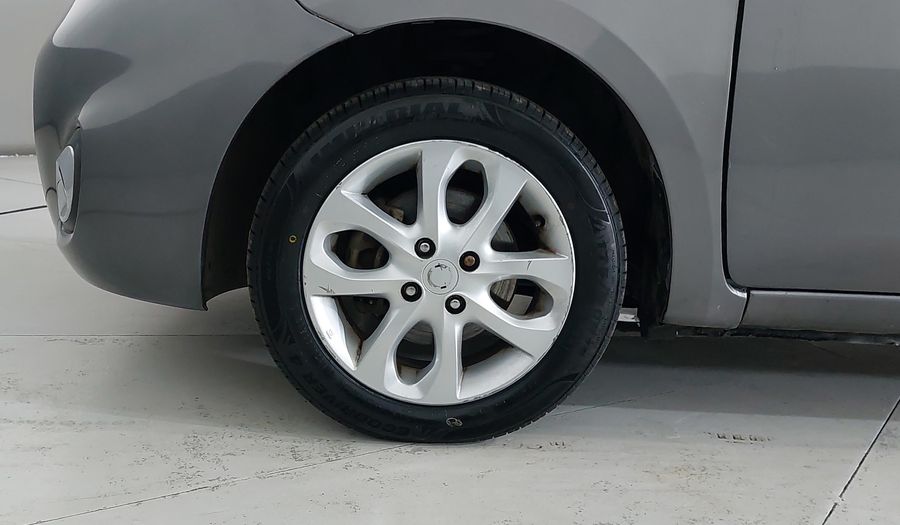 Nissan March 1.6 ADVANCE AT Hatchback 2017