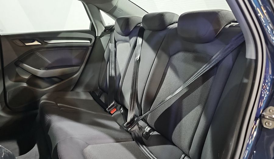 Audi A3 1.4 35 TFSI DYNAMIC DCT Sedan 2020