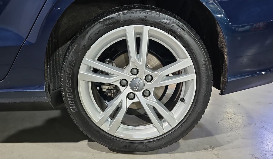 Audi A3 1.4 35 TFSI DYNAMIC DCT Sedan 2020