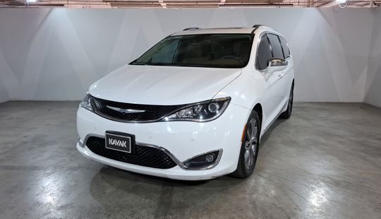 Chrysler • Pacifica