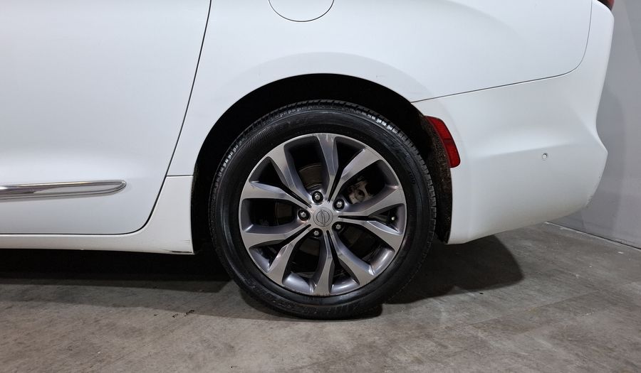 Chrysler Pacifica 3.6 LIMITED PLATINUM AUTO Minivan 2017