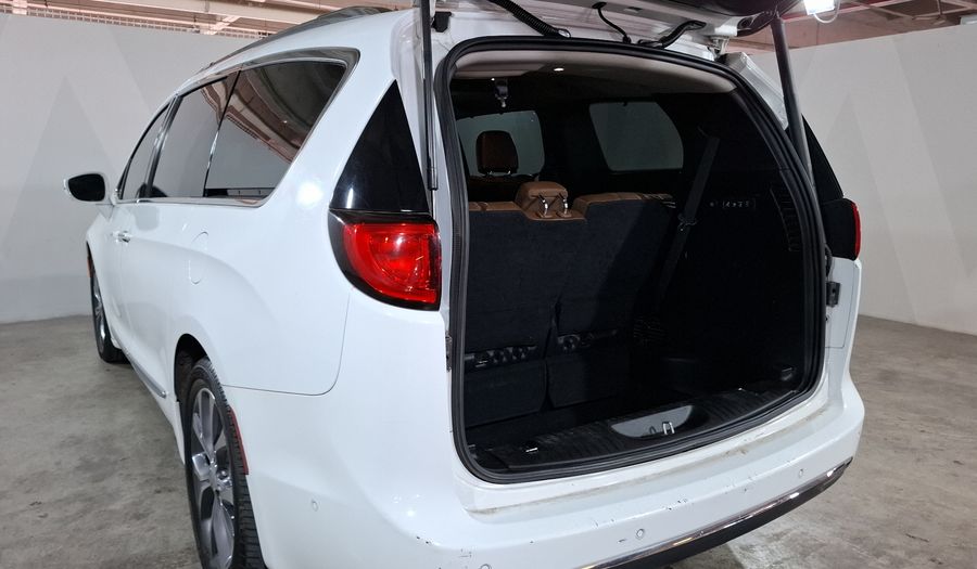 Chrysler Pacifica 3.6 LIMITED PLATINUM AUTO Minivan 2017