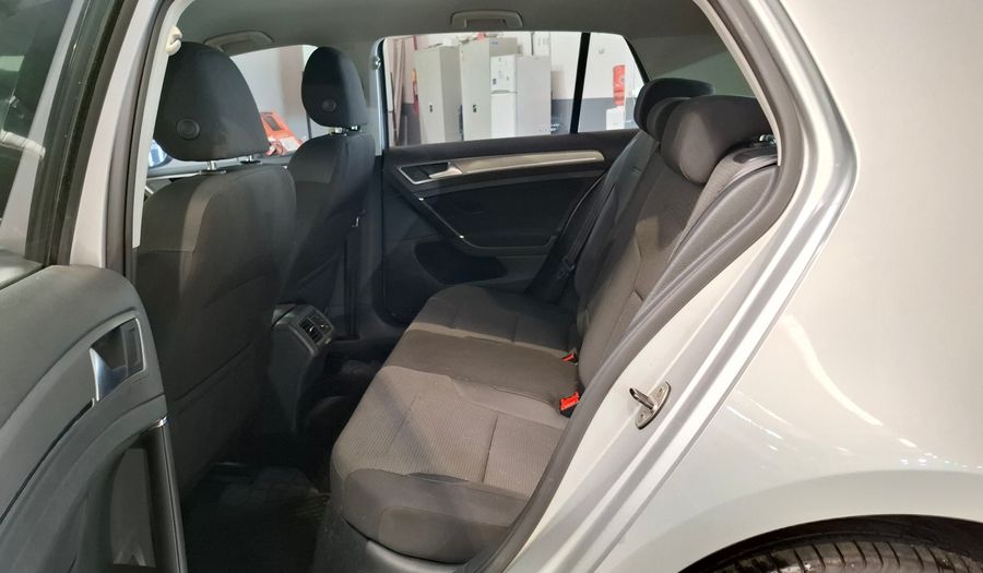 Volkswagen Golf 1.4 TSI COMFORTLINE DSG Hatchback 2015