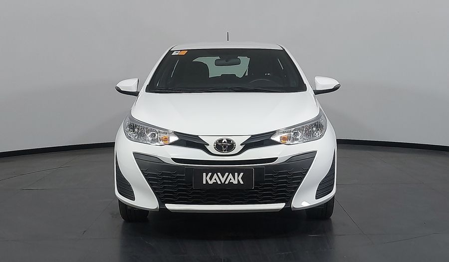 Toyota Yaris XL LIVE Hatchback 2022
