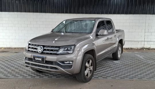 Volkswagen • Amarok