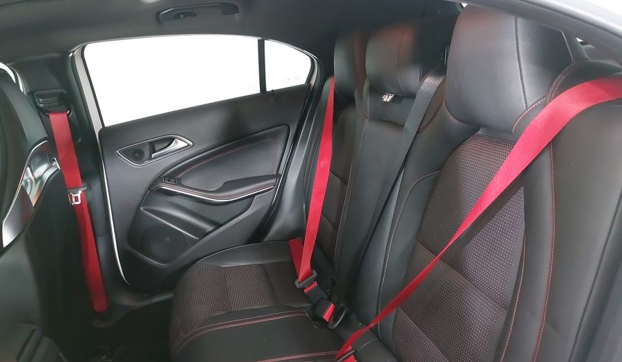 Mercedes Benz Clase A 2.0 45 AMG EDITION 1 Hatchback 2015