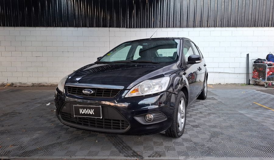 Ford Focus Ii 2.0 TREND PLUS Hatchback 2013