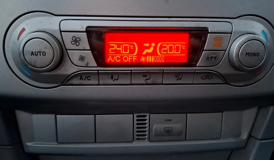 Ford Focus Ii 2.0 TREND PLUS Hatchback 2013
