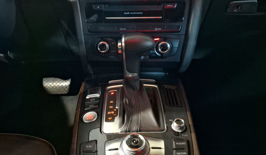 Audi A4 2.0 TFSI LUXURY MULTITRONIC Sedan 2013