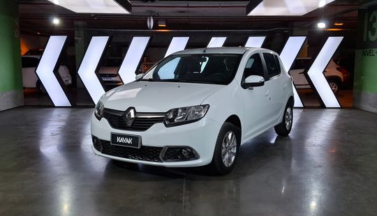 Renault • Sandero