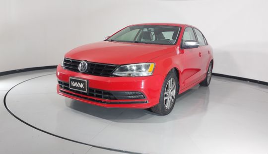 Volkswagen • Jetta