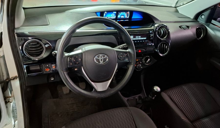 Toyota Etios 1.5 XS Hatchback 2017