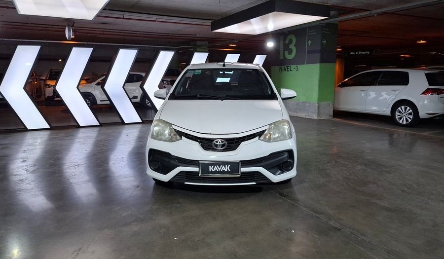 Toyota Etios 1.5 XS Hatchback 2017