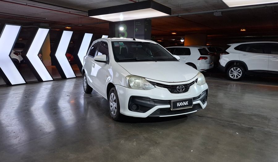 Toyota Etios 1.5 XS Hatchback 2017