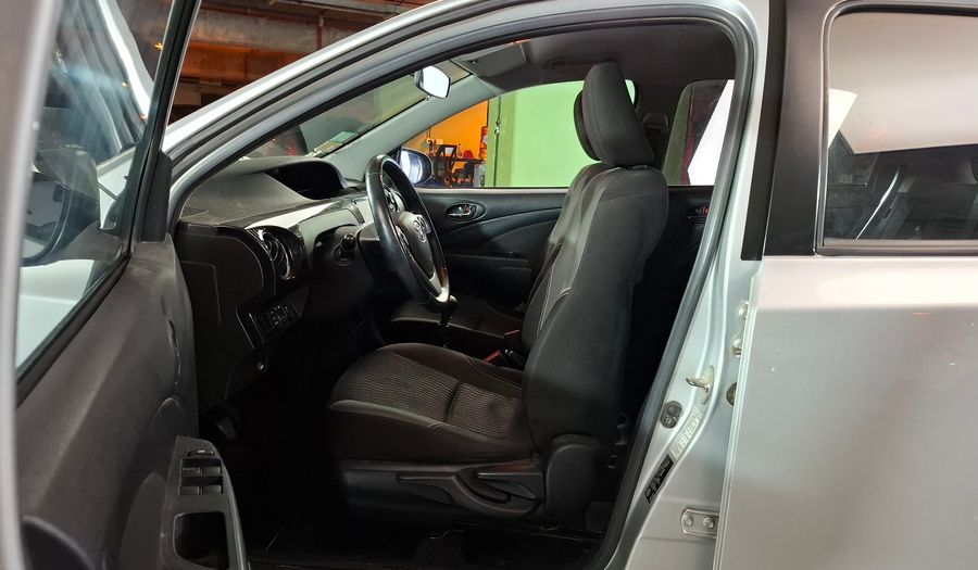 Toyota Etios 1.5 XLS Hatchback 2018