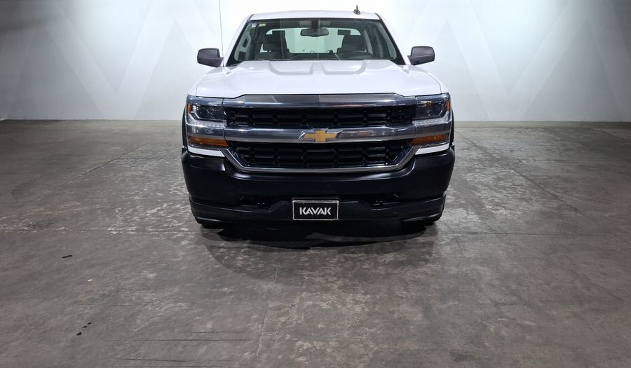 Chevrolet Silverado 2500 5.3 DOBLE CABINA K AT 4WD Pickup 2017