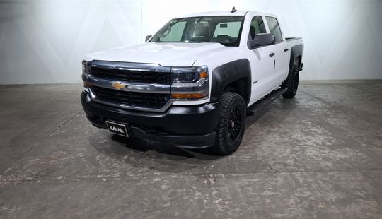 Chevrolet • Silverado 2500