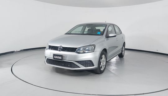 Volkswagen • Vento
