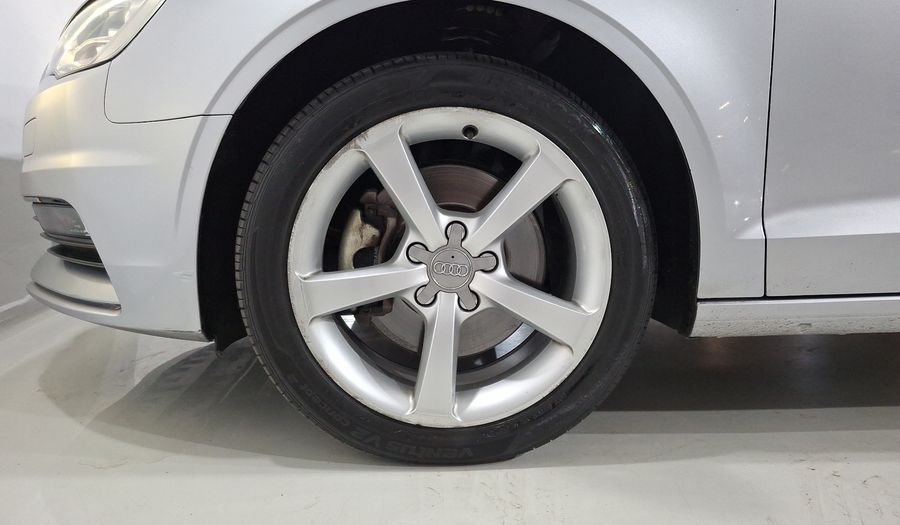 Audi A3 1.8 TFSI AMBIENTE S TRONIC Sedan 2016