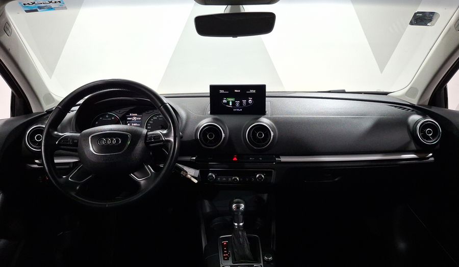 Audi A3 1.8 TFSI AMBIENTE S TRONIC Sedan 2016