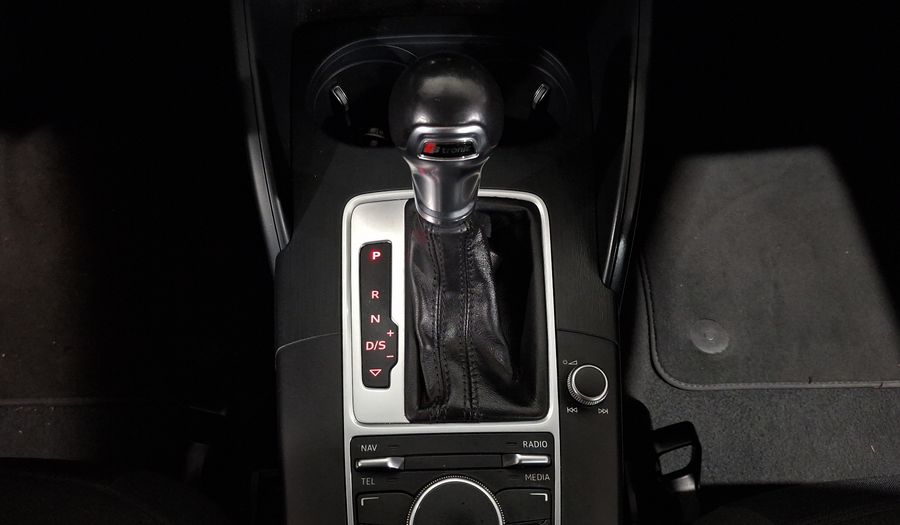 Audi A3 1.8 TFSI AMBIENTE S TRONIC Sedan 2016
