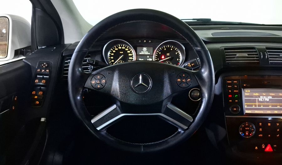Mercedes Benz Clase R 3.5 350 L 4WD AT Minivan 2012
