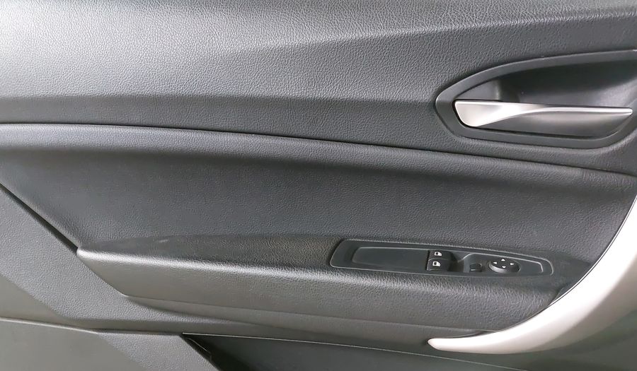 Bmw Serie 1 1.6 118I Hatchback 2015