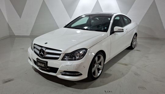 Mercedes Benz • Clase C