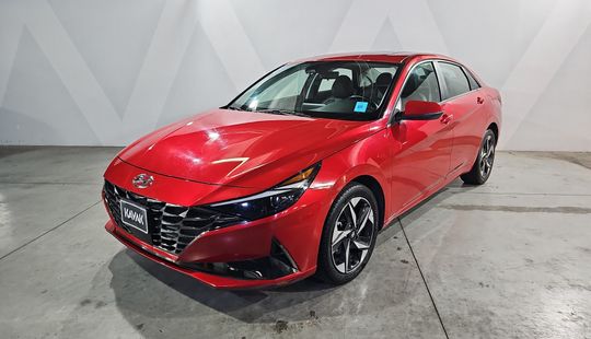 Hyundai • Elantra