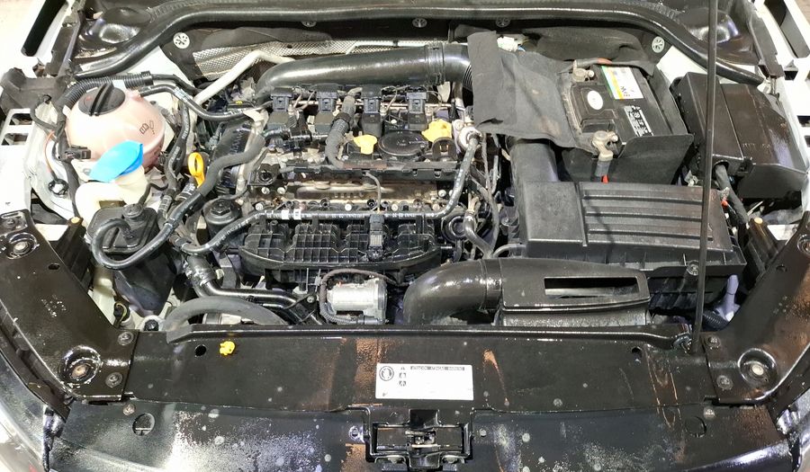 Volkswagen Jetta 2.0 GLI DSG Sedan 2016