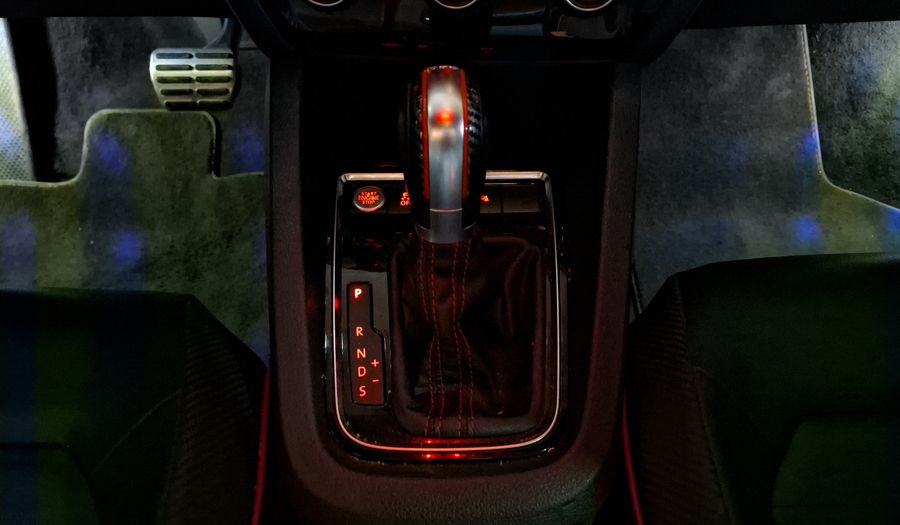 Volkswagen Jetta 2.0 GLI DSG Sedan 2016