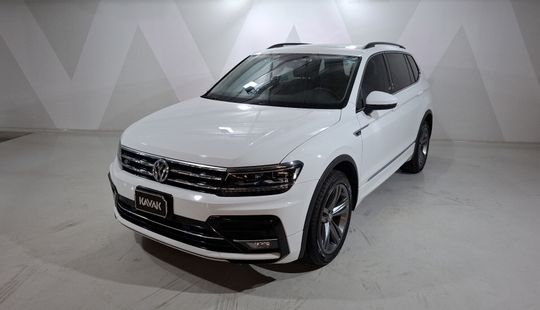 Volkswagen • Tiguan