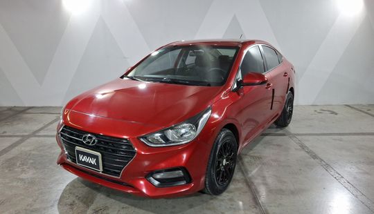 Hyundai • Accent