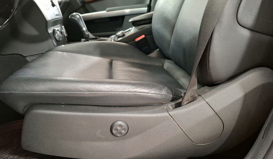 Mercedes Benz Clase Glk 3.0 GLK 300 OFF ROAD 4WD AT Suv 2012