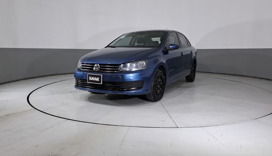 Volkswagen • Vento