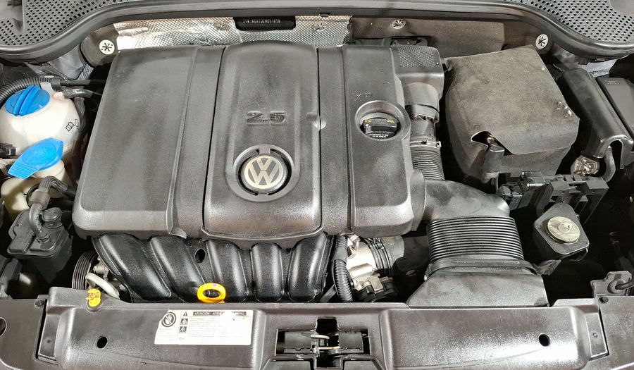 Volkswagen Beetle 2.5 SPORT TIPTRONIC Hatchback 2014