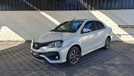 Toyota • Etios