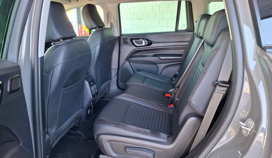 Jeep Commander 1.3 T270 LIMITED AUTO Suv 2023