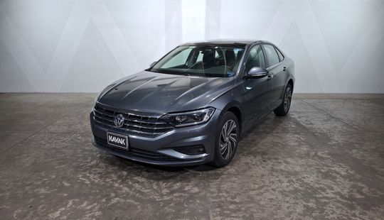 Volkswagen • Jetta