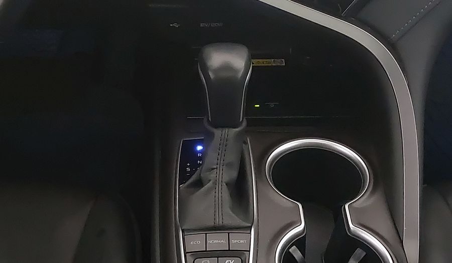 Toyota Camry 2.5 HEV XLE AUTO Sedan 2022