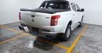 Mitsubishi L200 2.4 GASOLINA GLS DOBLE CABINA 4X2 Pickup 2017