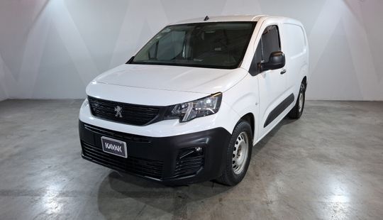 Peugeot • Partner