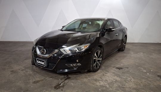 Nissan • Maxima